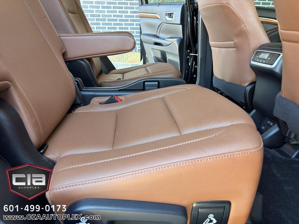 Toyota Highlander Limited V6 FWD (Natl) 2018