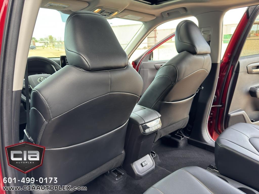 Toyota Highlander XLE FWD (Natl) 2021