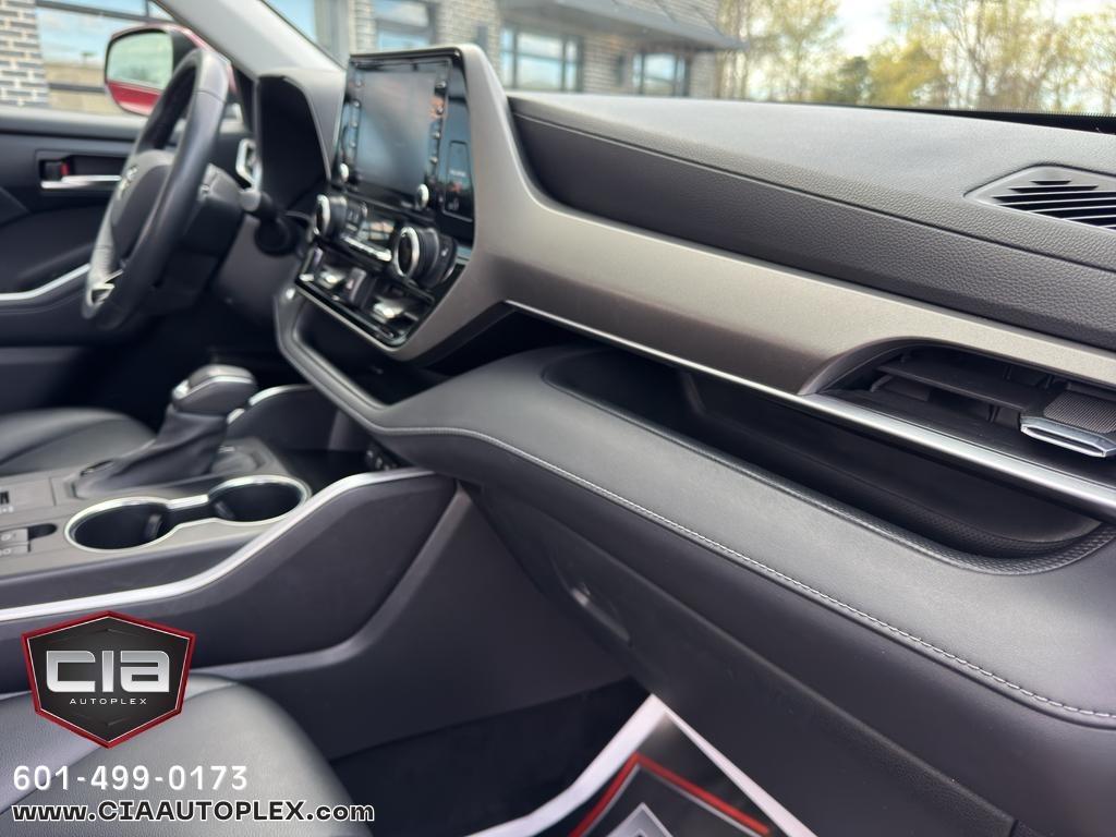 Toyota Highlander XLE FWD (Natl) 2021