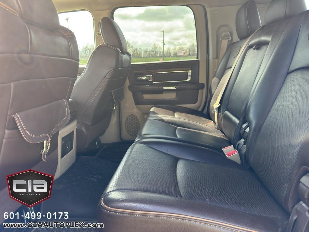 RAM 2500 4WD Mega Cab 160.5" Longhorn 2016