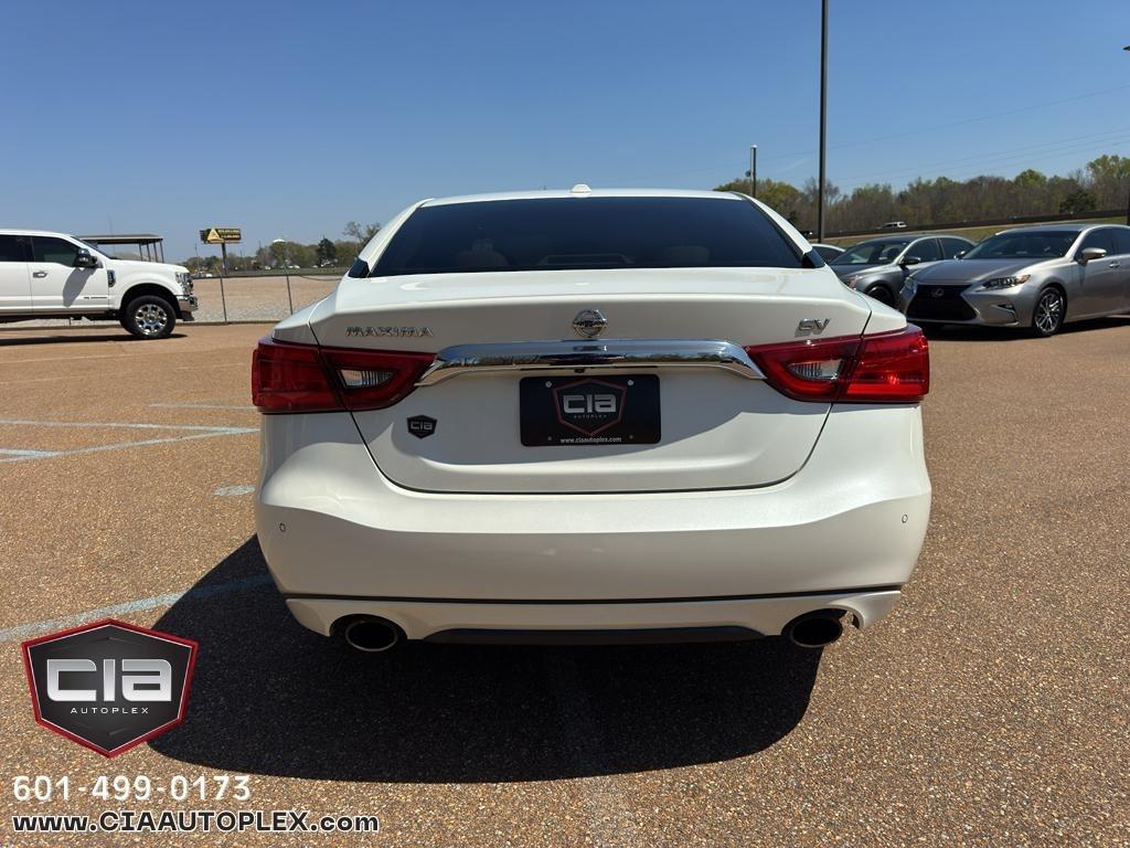 Nissan Maxima SV 3.5L 2018