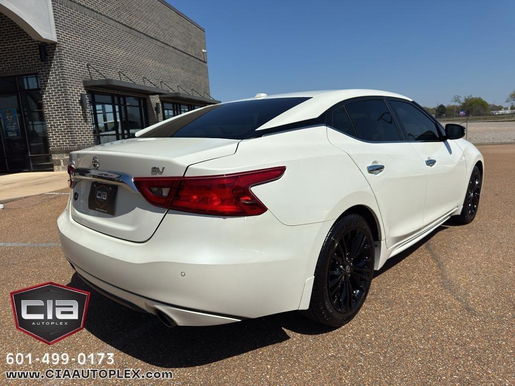 Nissan Maxima SV 3.5L 2018