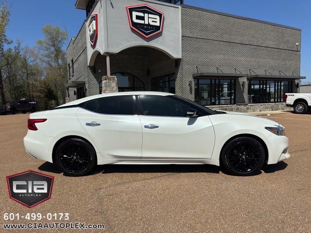 Nissan Maxima SV 3.5L 2018