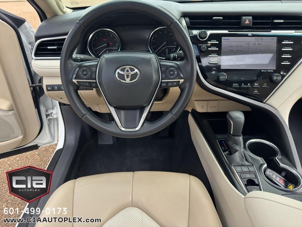 Toyota Camry XLE 2018