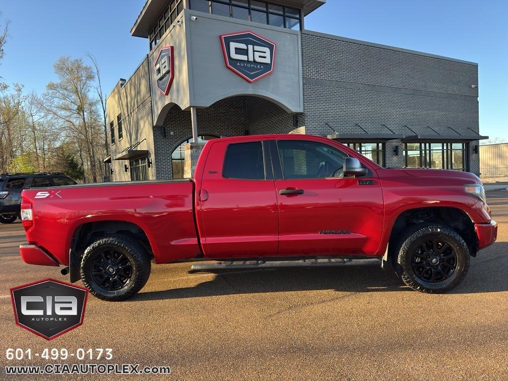 Toyota Tundra 2WD  2021