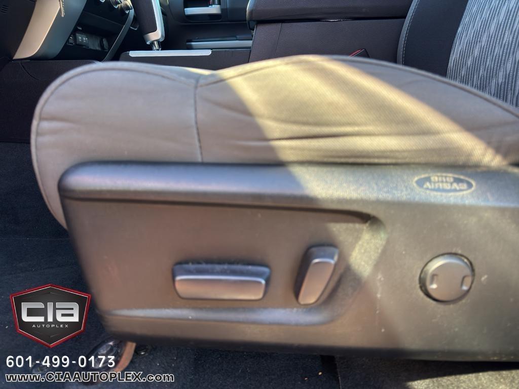 Toyota Tundra 2WD  2021