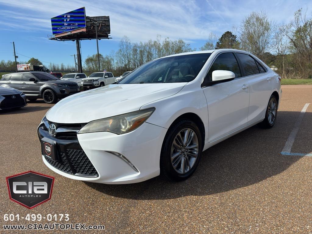 Toyota Camry SE 2017