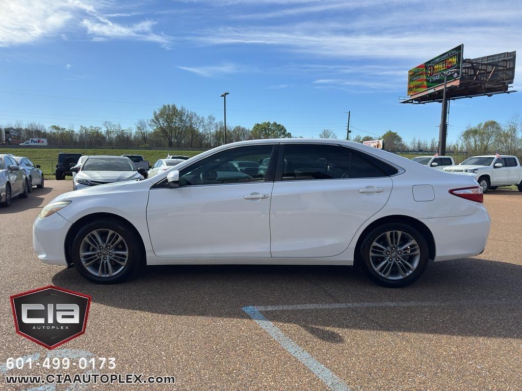 Toyota Camry SE 2017