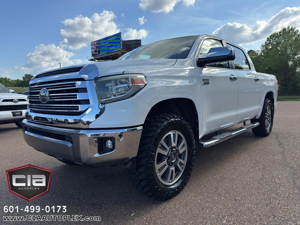 Toyota Tundra 4WD  2019