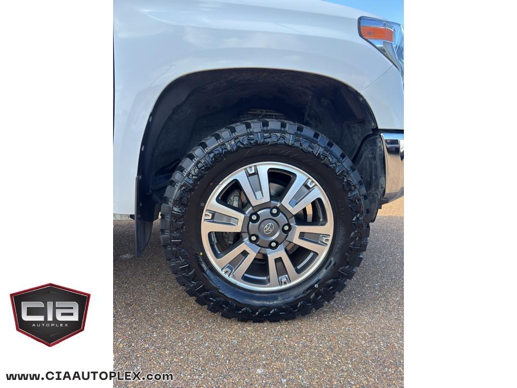 Toyota Tundra 4WD  2019