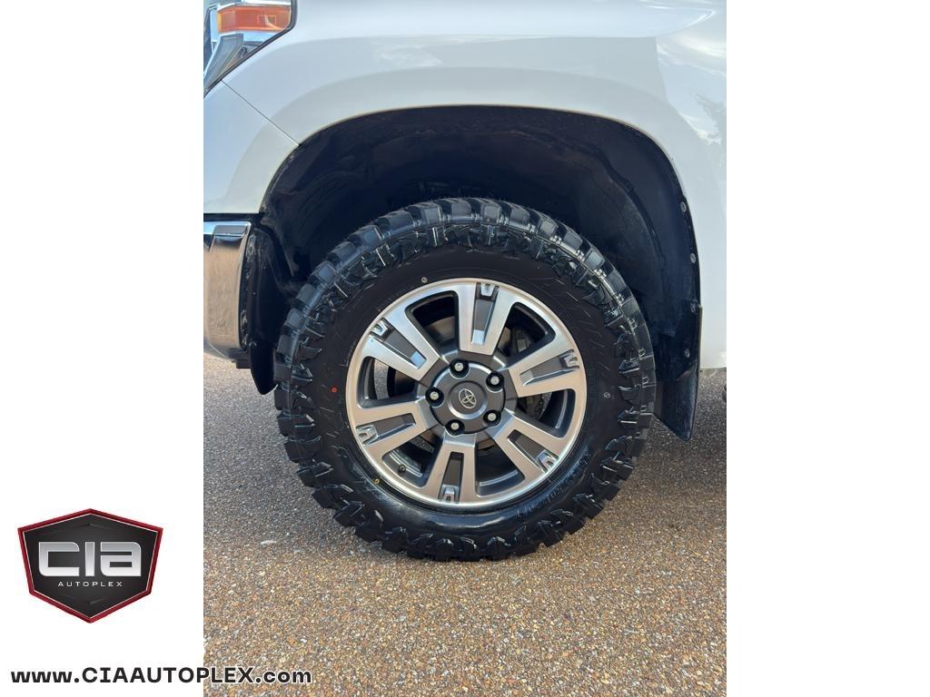 Toyota Tundra 4WD  2019