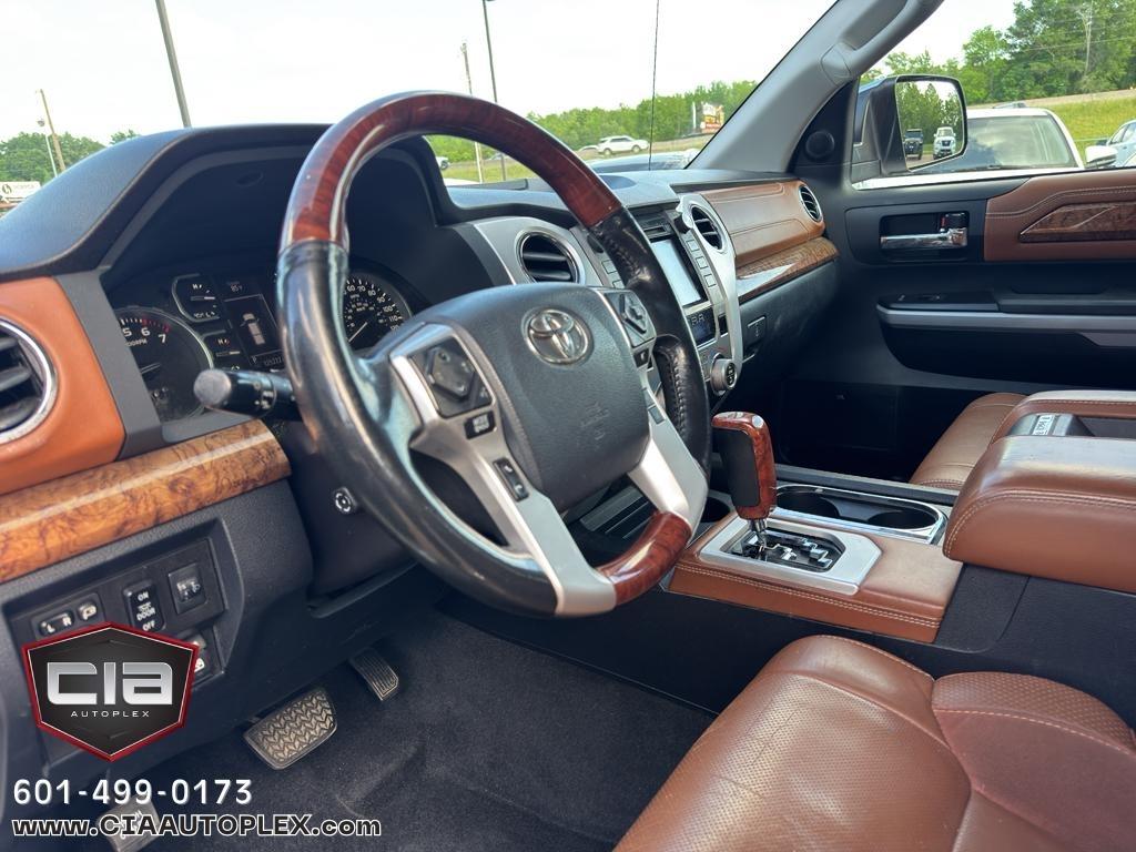 Toyota Tundra 4WD  2019