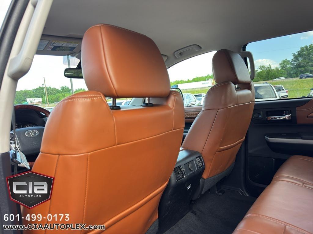 Toyota Tundra 4WD  2019