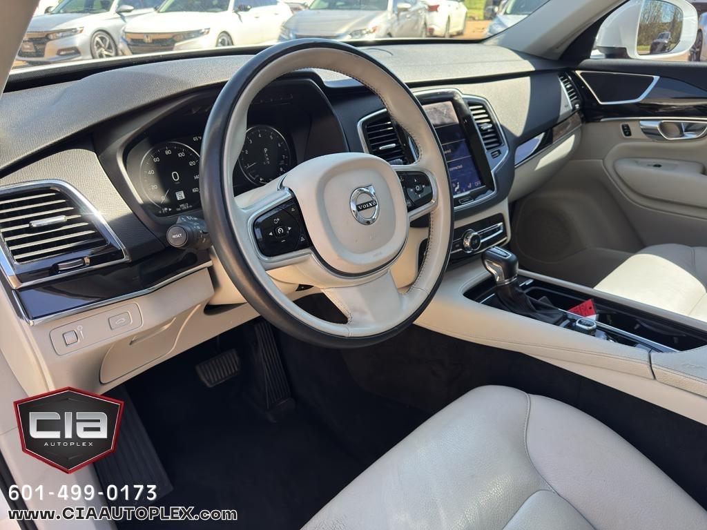 Volvo XC90 T6 AWD 7-Passenger Momentum 2018