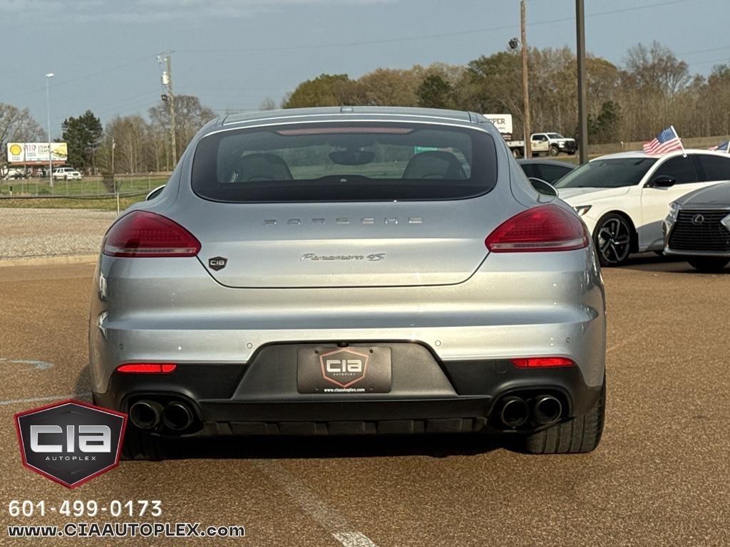 Porsche Panamera 4dr HB 4S 2015