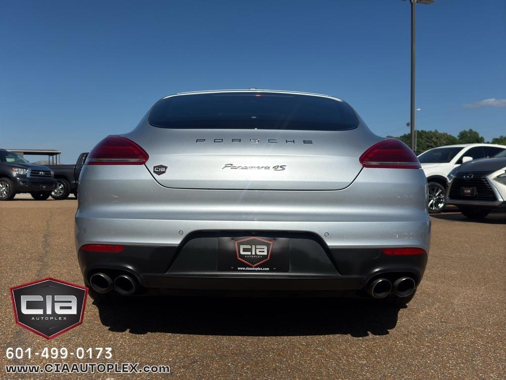 Porsche Panamera 4dr HB 4S 2015
