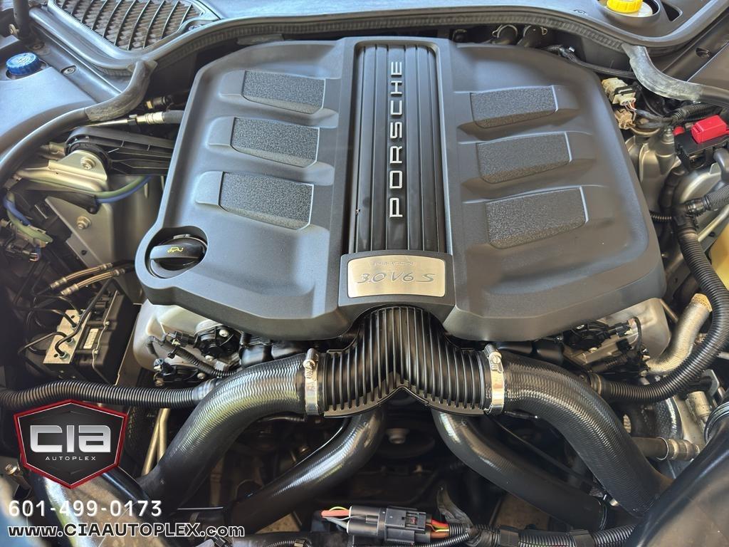 Porsche Panamera 4dr HB 4S 2015