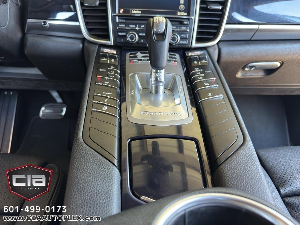 Porsche Panamera 4dr HB 4S 2015