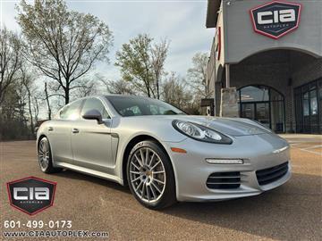 2015 Porsche Panamera 4dr HB 4S