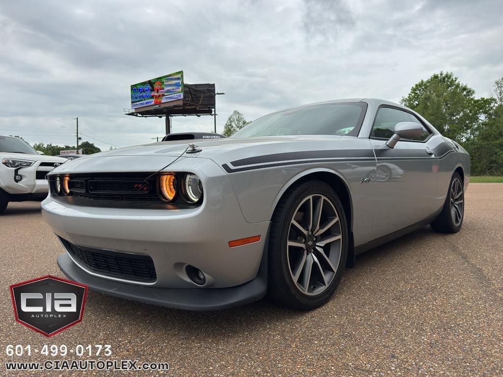 Dodge Challenger R/T RWD 2023