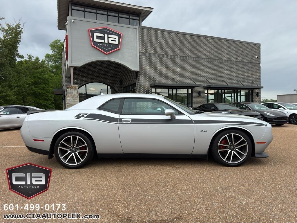 Dodge Challenger R/T RWD 2023