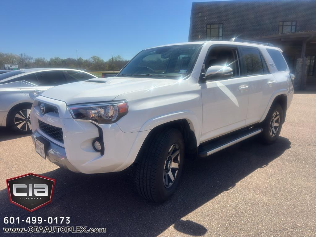 Toyota 4Runner TRD Off Road Premium 4WD (Natl) 2019