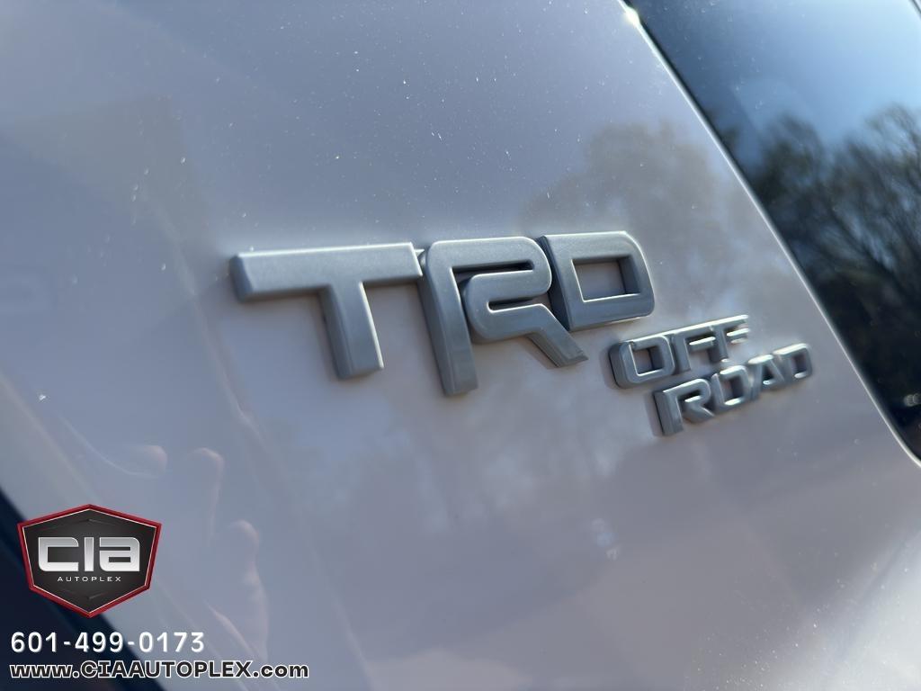 Toyota 4Runner TRD Off Road Premium 4WD (Natl) 2019