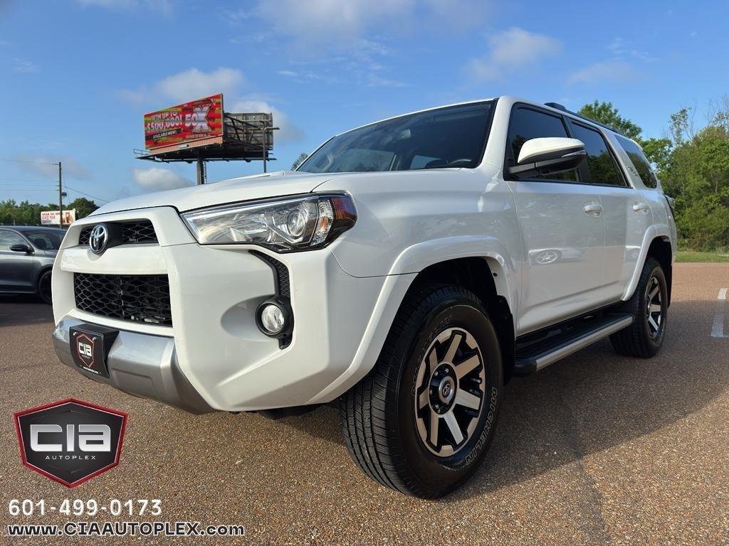 Toyota 4Runner TRD Off Road Premium 4WD (Natl) 2019
