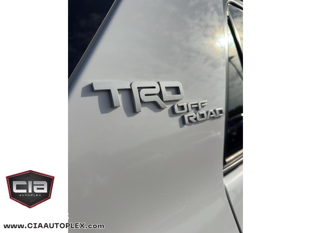 Toyota 4Runner TRD Off Road Premium 4WD (Natl) 2019