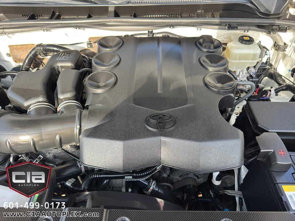 Toyota 4Runner TRD Off Road Premium 4WD (Natl) 2019