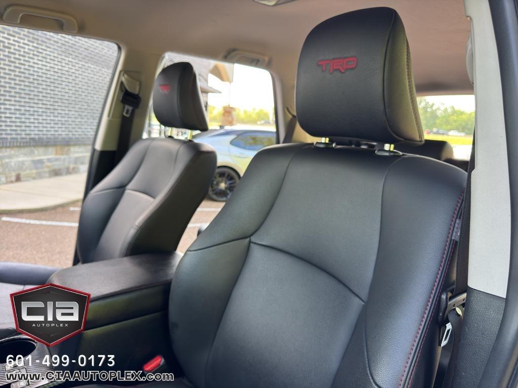 Toyota 4Runner TRD Off Road Premium 4WD (Natl) 2019