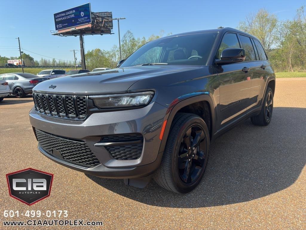 Jeep Grand Cherokee Altitude 4x2 2023