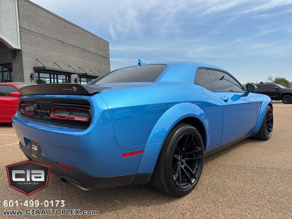 Dodge Challenger R/T Scat Pack Widebody RWD 2023