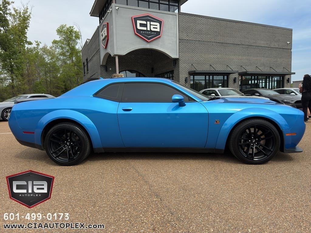Dodge Challenger R/T Scat Pack Widebody RWD 2023