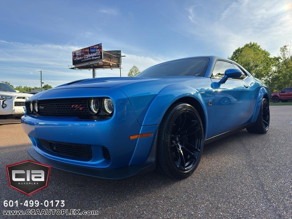 Dodge Challenger R/T Scat Pack Widebody RWD 2023