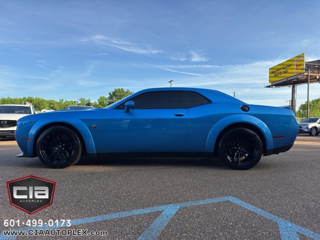 Dodge Challenger R/T Scat Pack Widebody RWD 2023