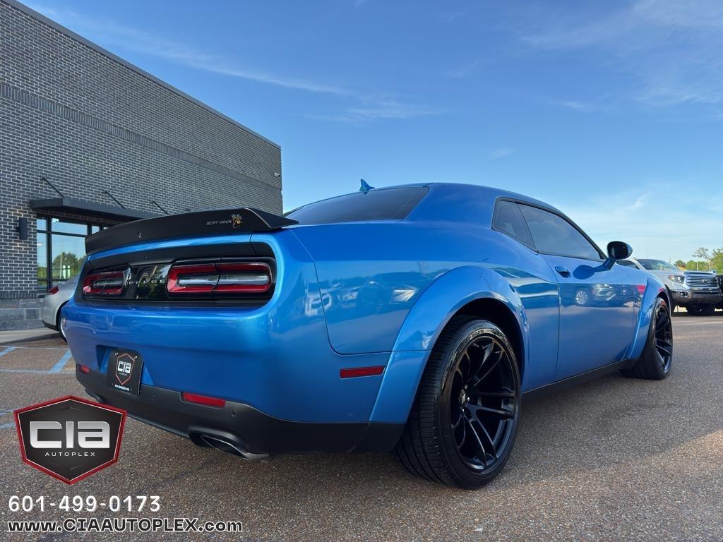 Dodge Challenger R/T Scat Pack Widebody RWD 2023