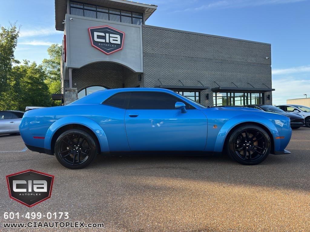 Dodge Challenger R/T Scat Pack Widebody RWD 2023