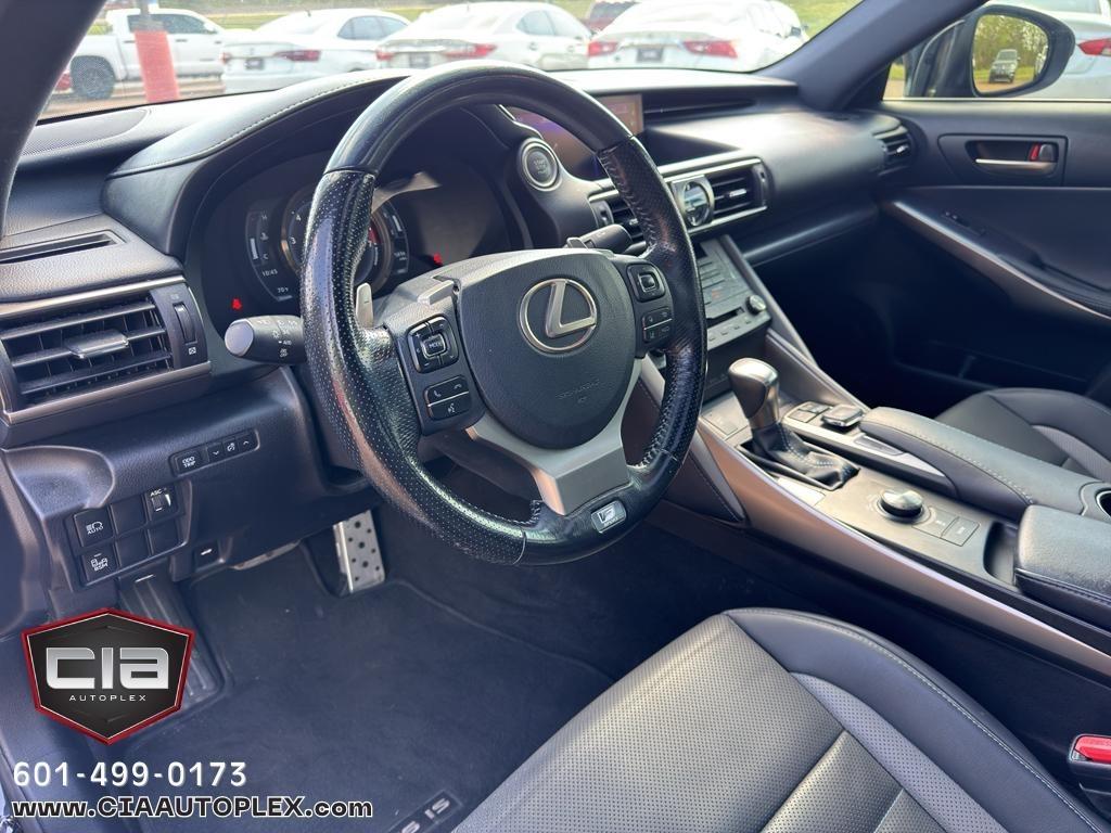 Lexus IS IS 300 F Sport RWD 2020