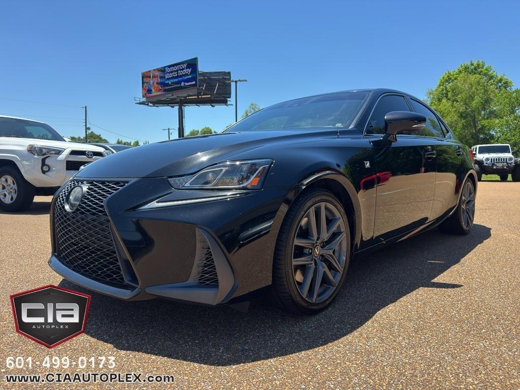 Lexus IS IS 300 F Sport RWD 2020