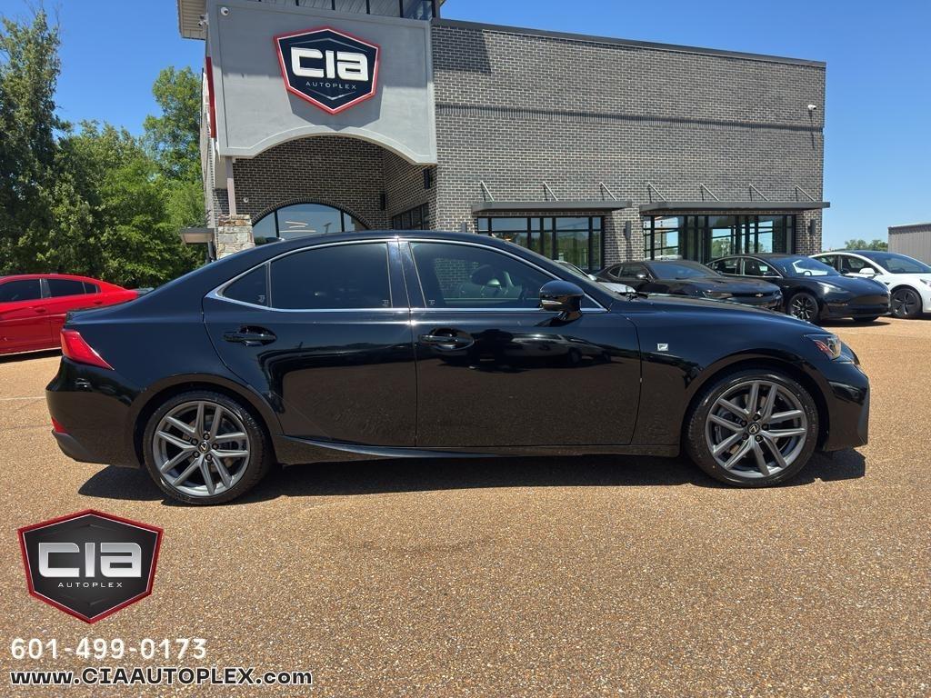 Lexus IS IS 300 F Sport RWD 2020