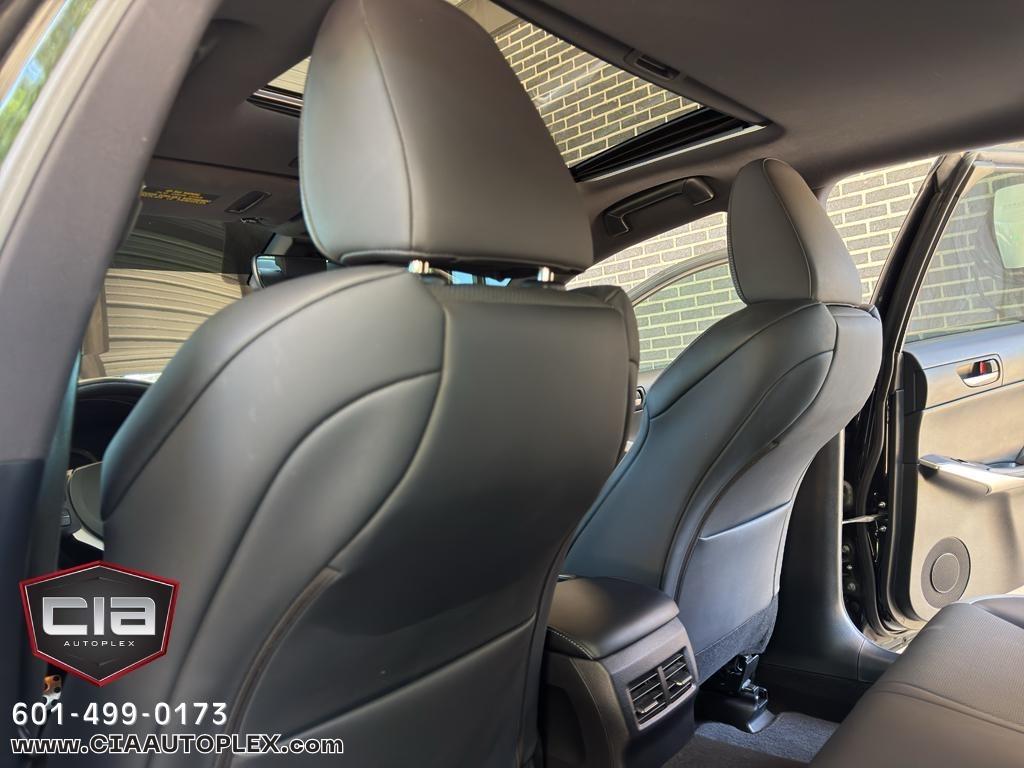 Lexus IS IS 300 F Sport RWD 2020