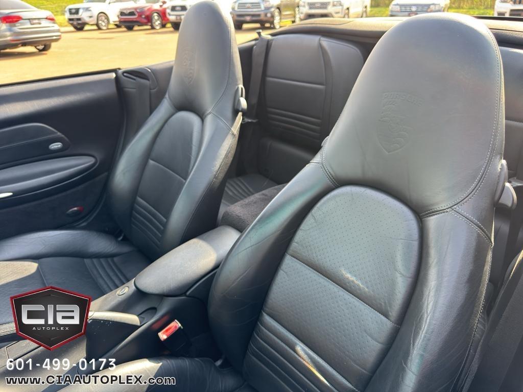 Porsche 911 Carrera 2dr Carrera Cabriolet 6-Spd Manual 2003
