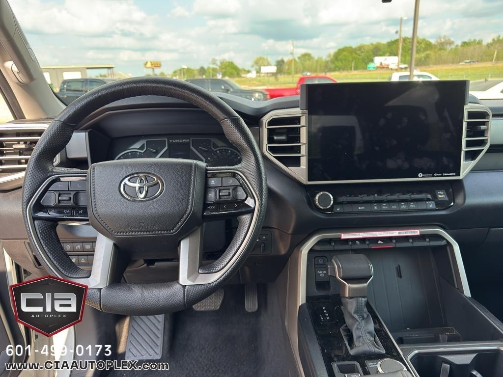Toyota Tundra 4WD SR5 CrewMax 5.5' Bed (Natl) 2024