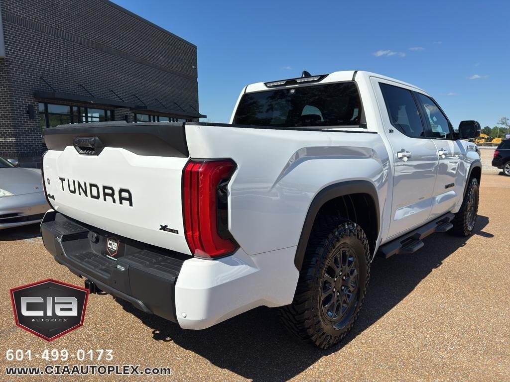 Toyota Tundra 4WD SR5 CrewMax 5.5' Bed (Natl) 2024