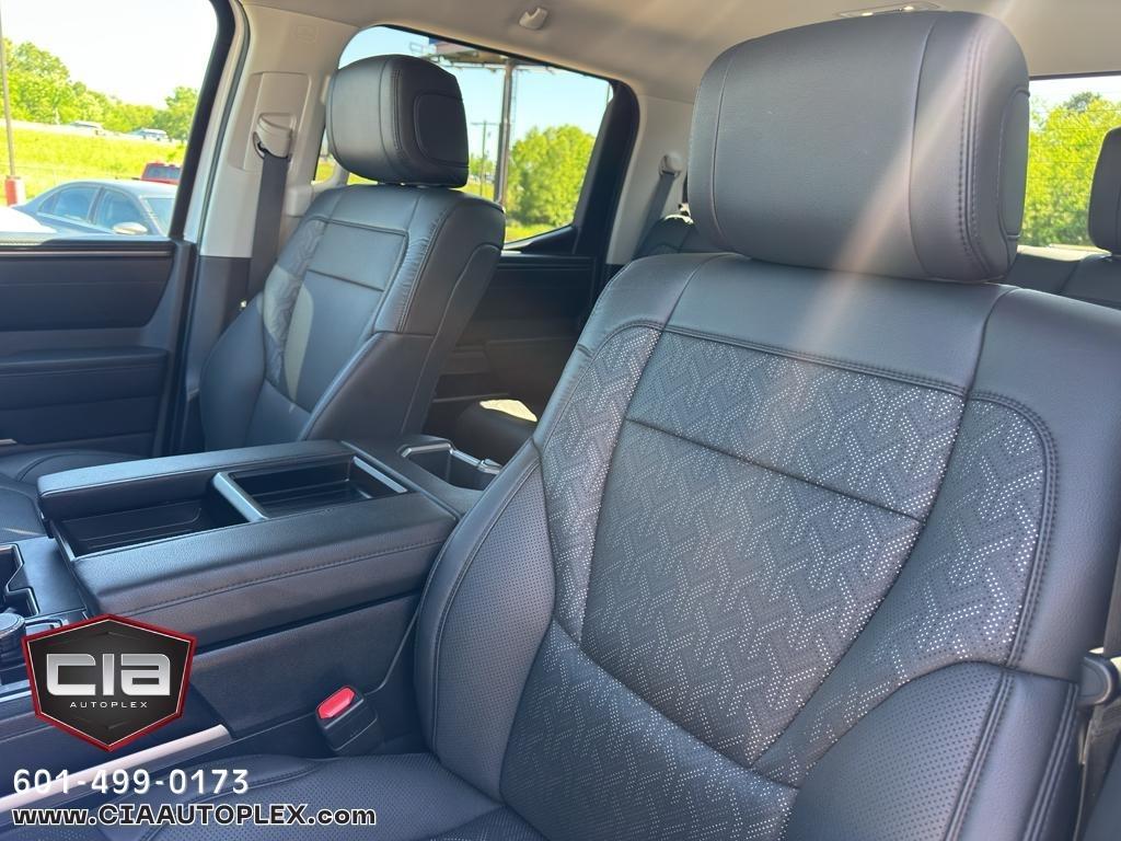 Toyota Tundra 4WD SR5 CrewMax 5.5' Bed (Natl) 2024