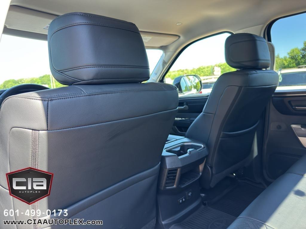 Toyota Tundra 4WD SR5 CrewMax 5.5' Bed (Natl) 2024