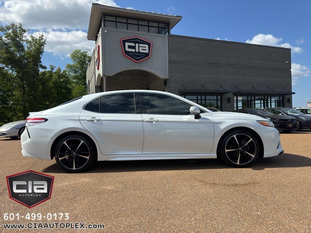 Toyota Camry XSE Auto (Natl) 2020