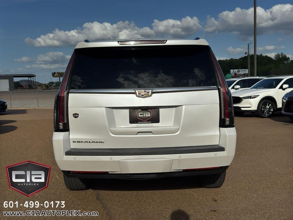 Cadillac Escalade 4WD 4dr Premium Luxury 2019