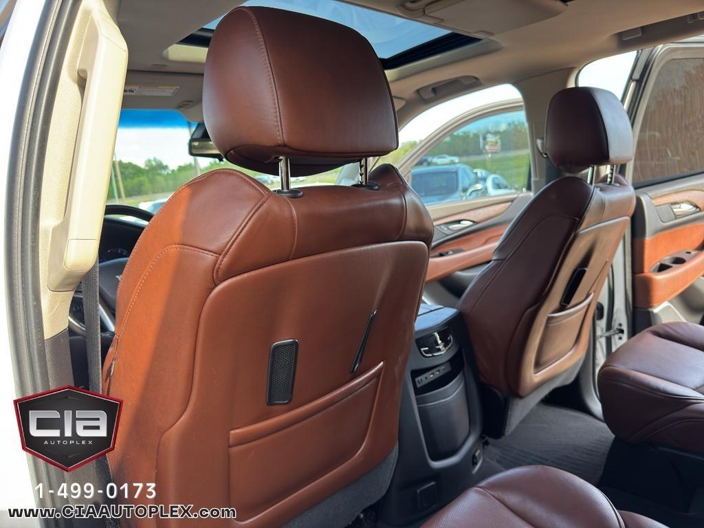 Cadillac Escalade 4WD 4dr Premium Luxury 2019